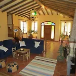 Luxury La Era